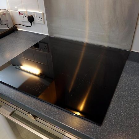 Stunning Central Exeter Apartment With Balcony And Fantastic View 외부 사진