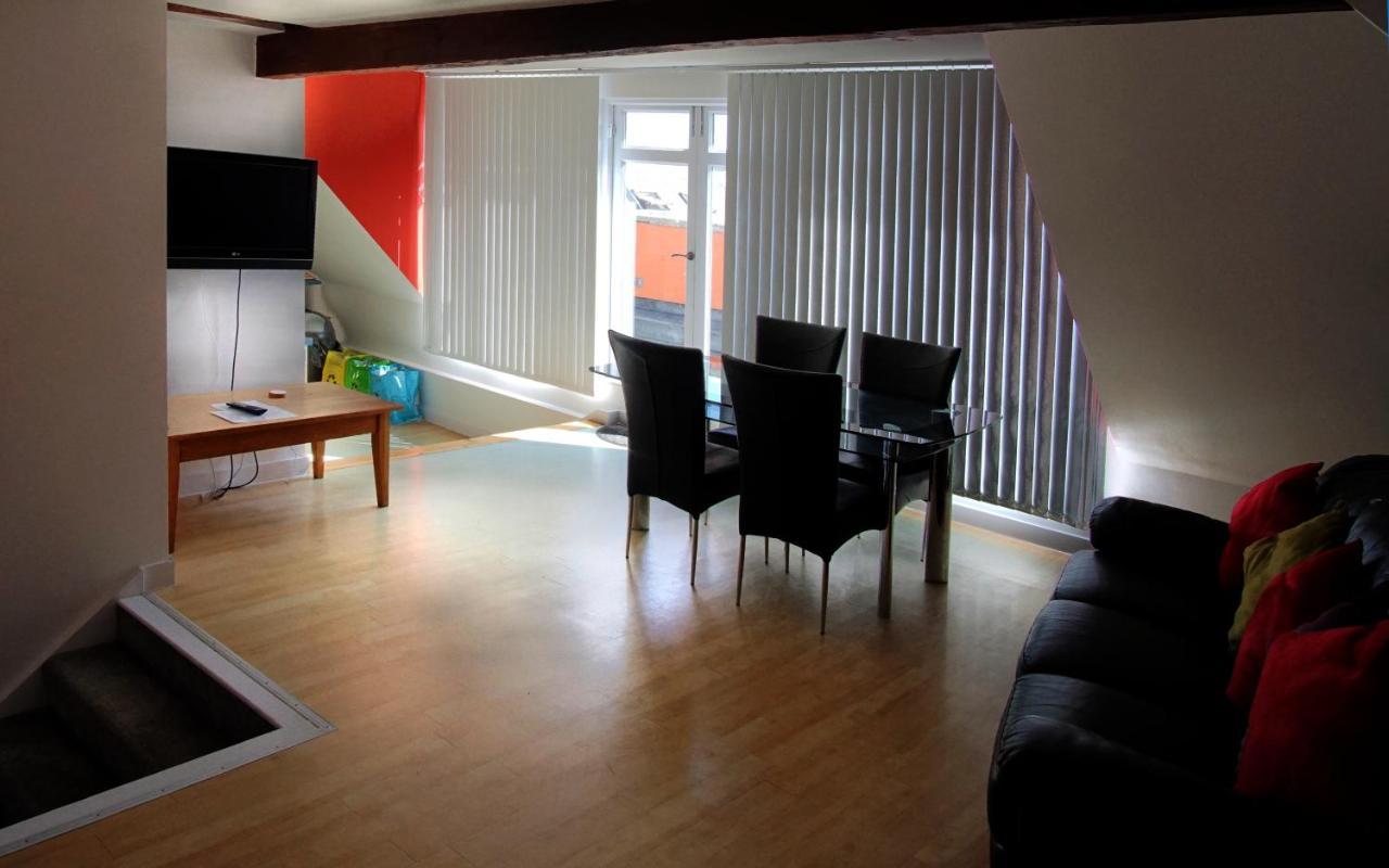 Stunning Central Exeter Apartment With Balcony And Fantastic View 외부 사진